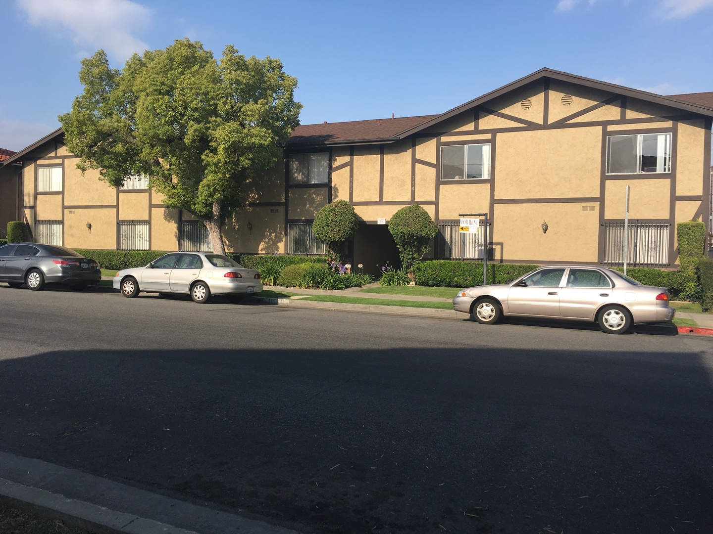 MONTEREY PARK Apartment: 112-114 N NICHOLSON AVENUE.