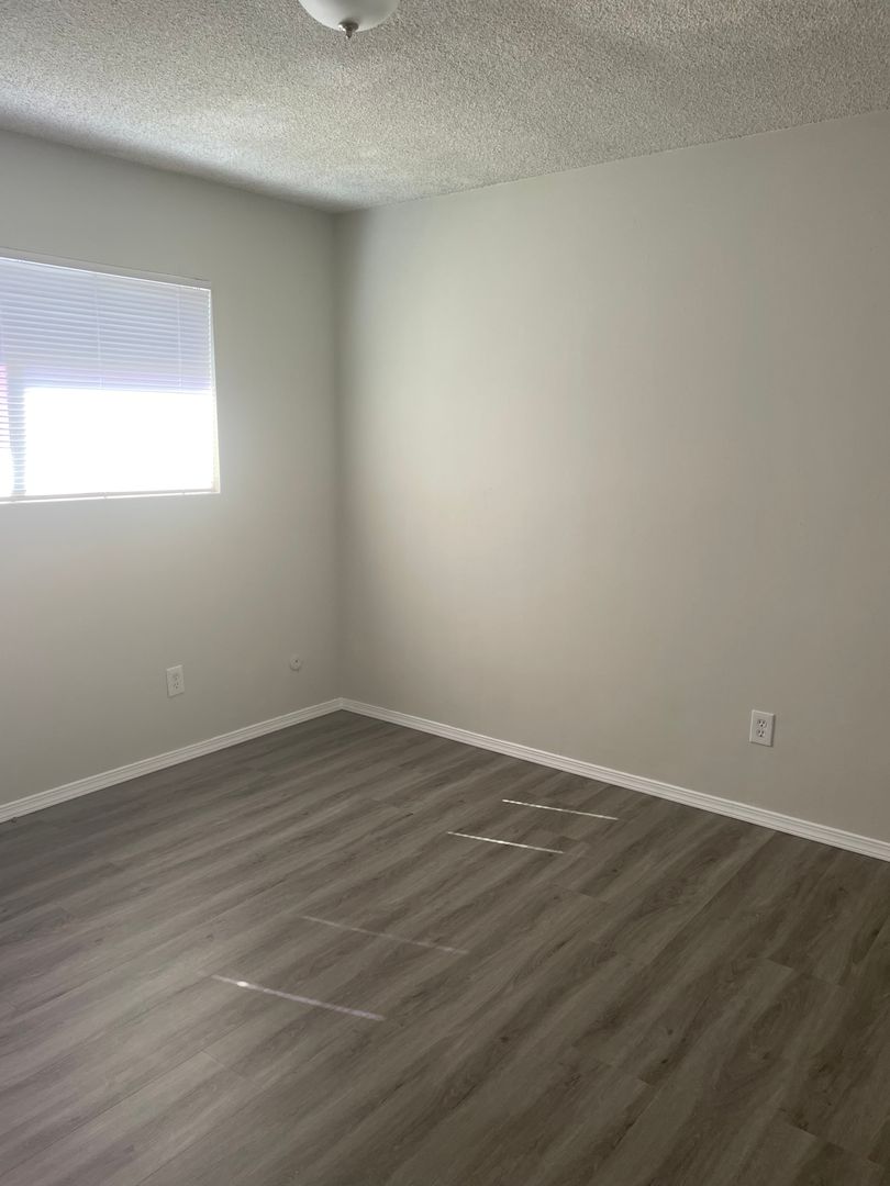 ALHAMBRA Apartment: 1217-1223 EDITH AVE