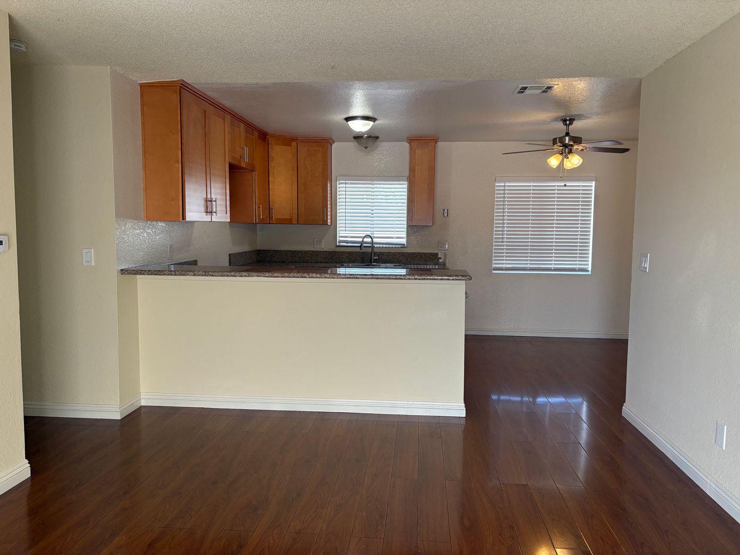 SOUTH EL MONTE Apartment: 2500 EDWARDS AVE