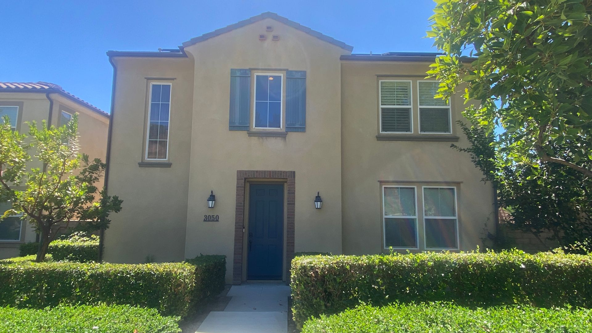 Brea House: 3050