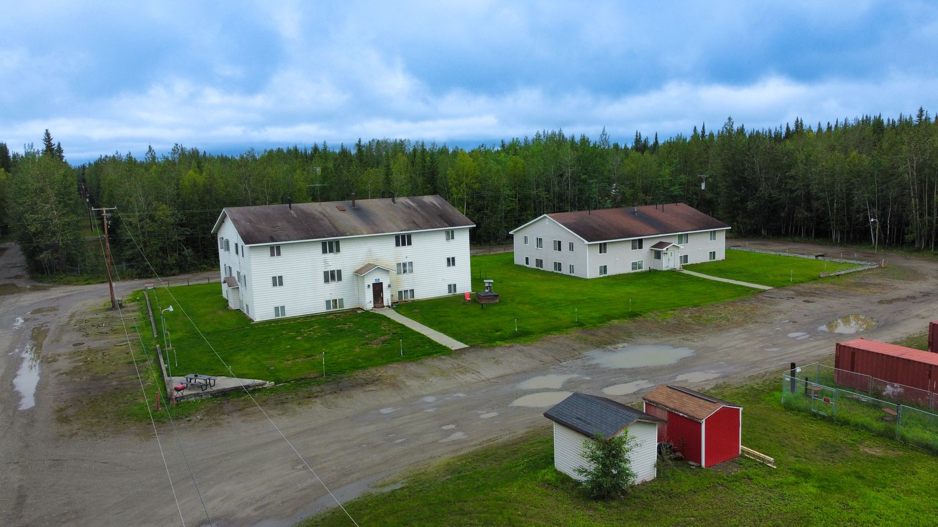 North Pole Apartment: 2164/2172 Otter Dr