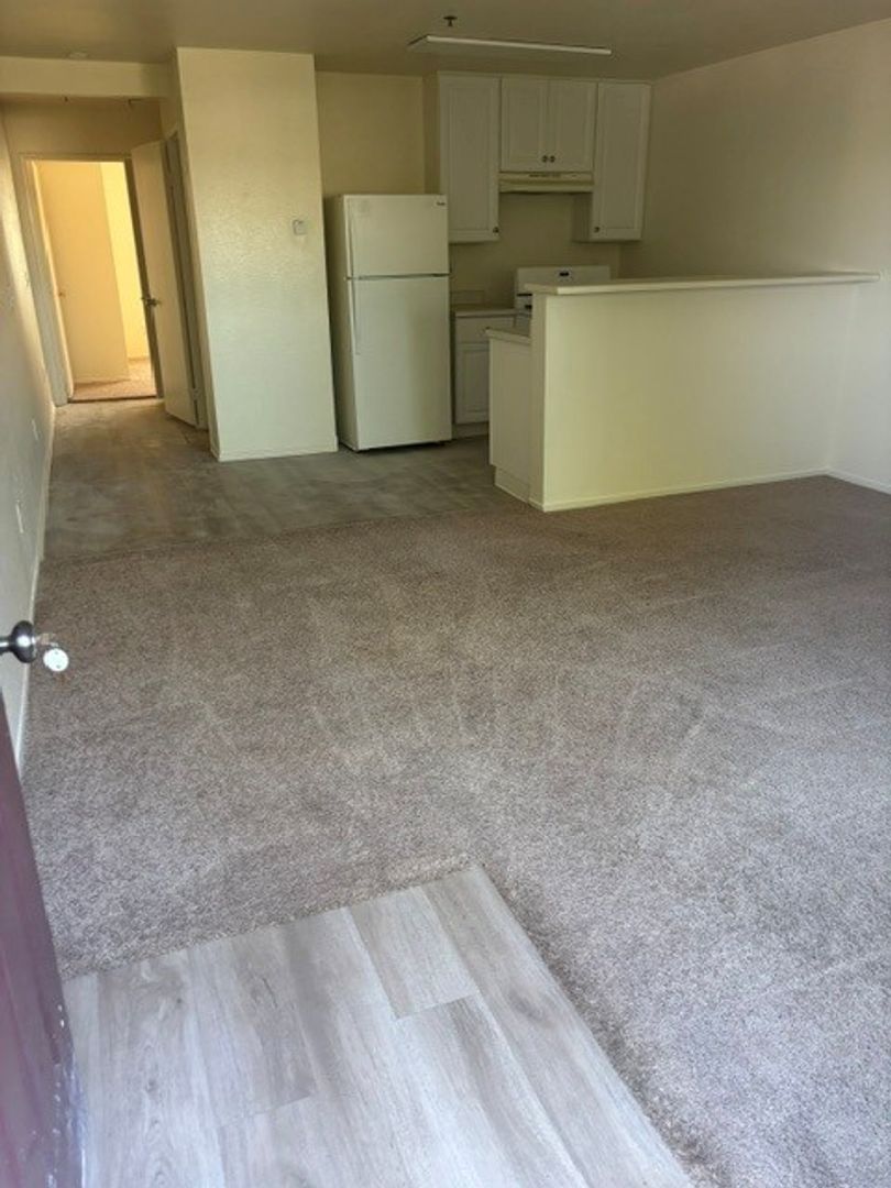 Lompoc Apartment: 200-314 West North Ave