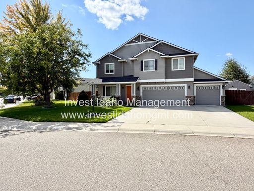 Well maintained 2 story home move-in ready located in Nampa – photo 1