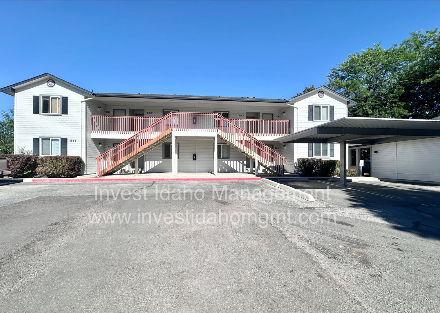 Boise Apartment: 1656 S Barlow Ln