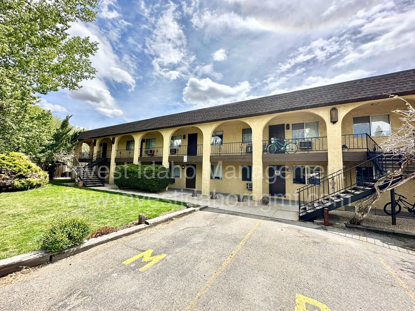 Boise Apartment: 222 Jackson Street