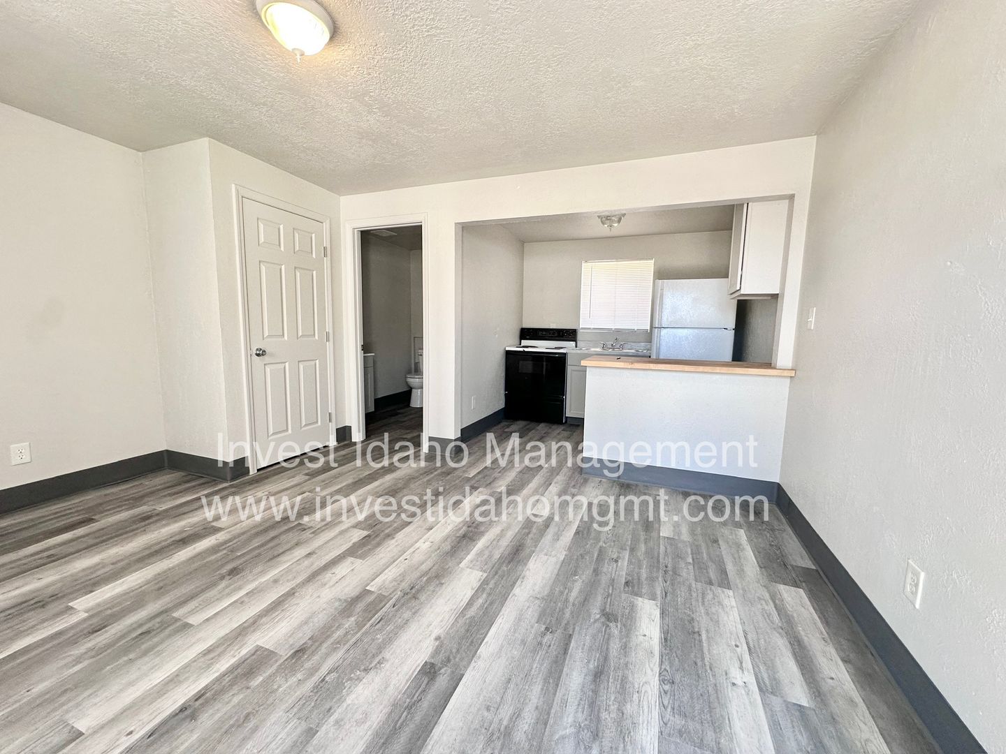 Nampa Apartment: 1636 Garrity blvd