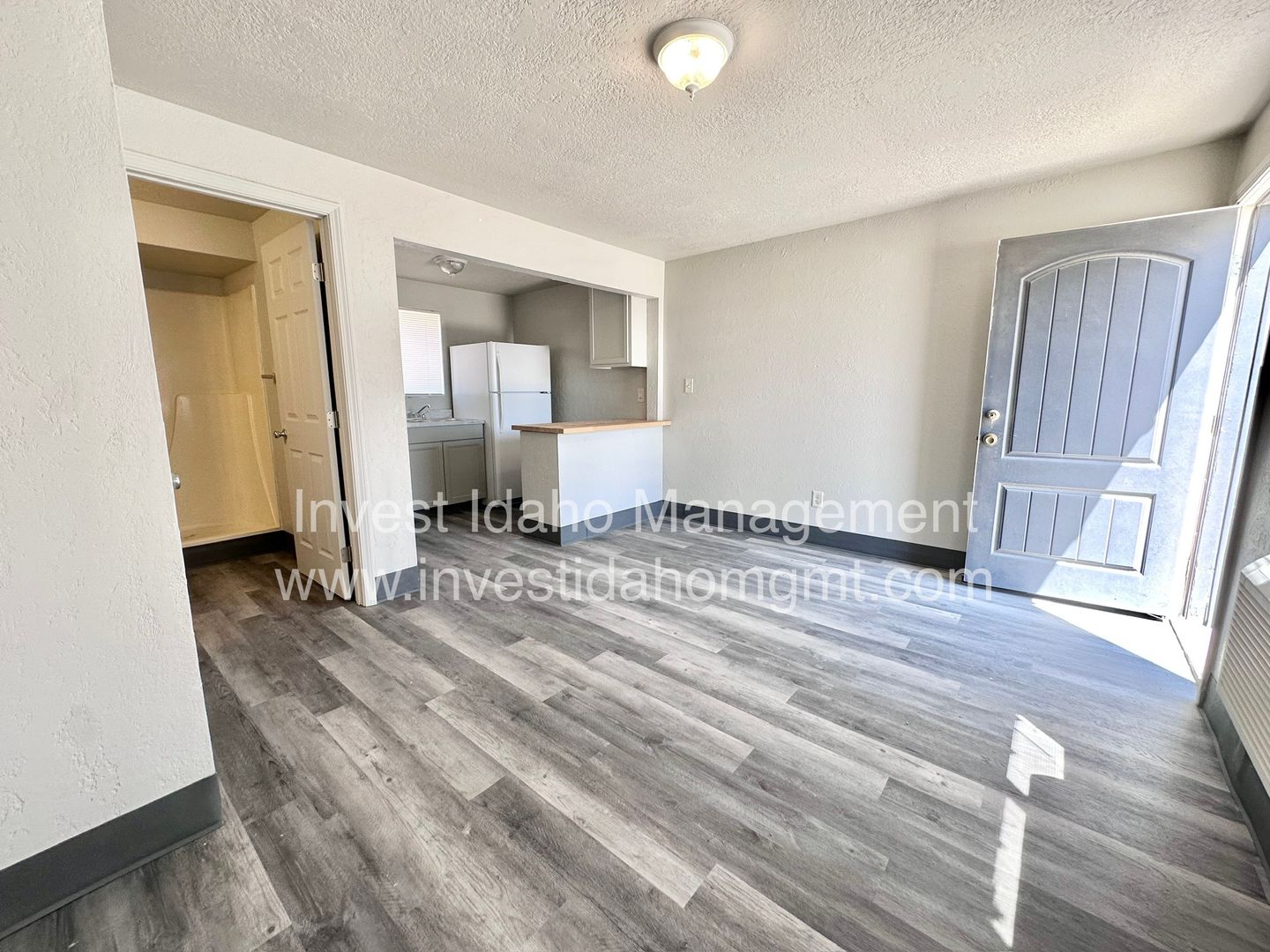 Nampa Apartment: 1636 Garrity blvd