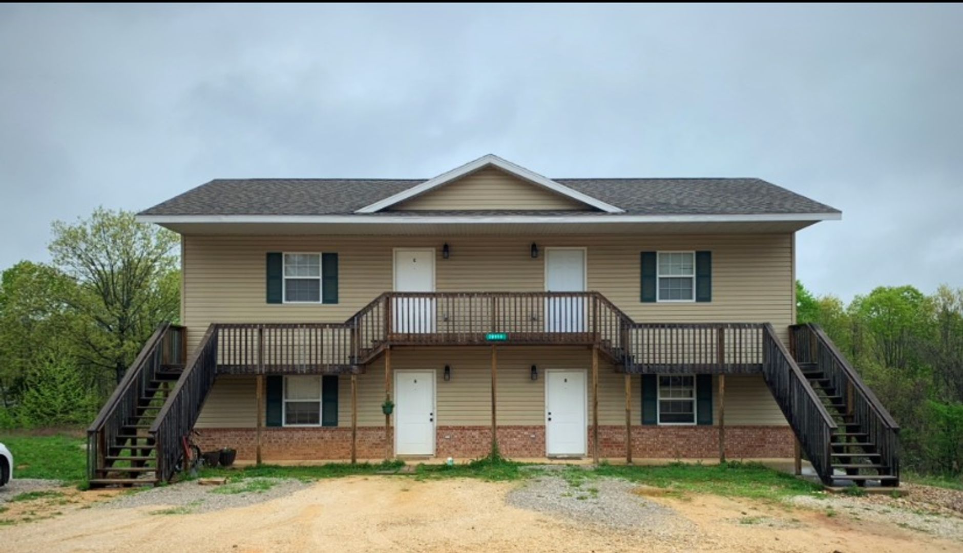 St. Robert Apartment: 20925 Humanity Lane