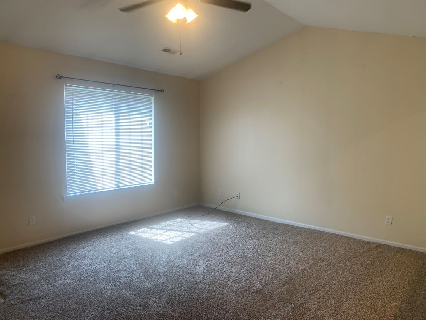 property for rent #1