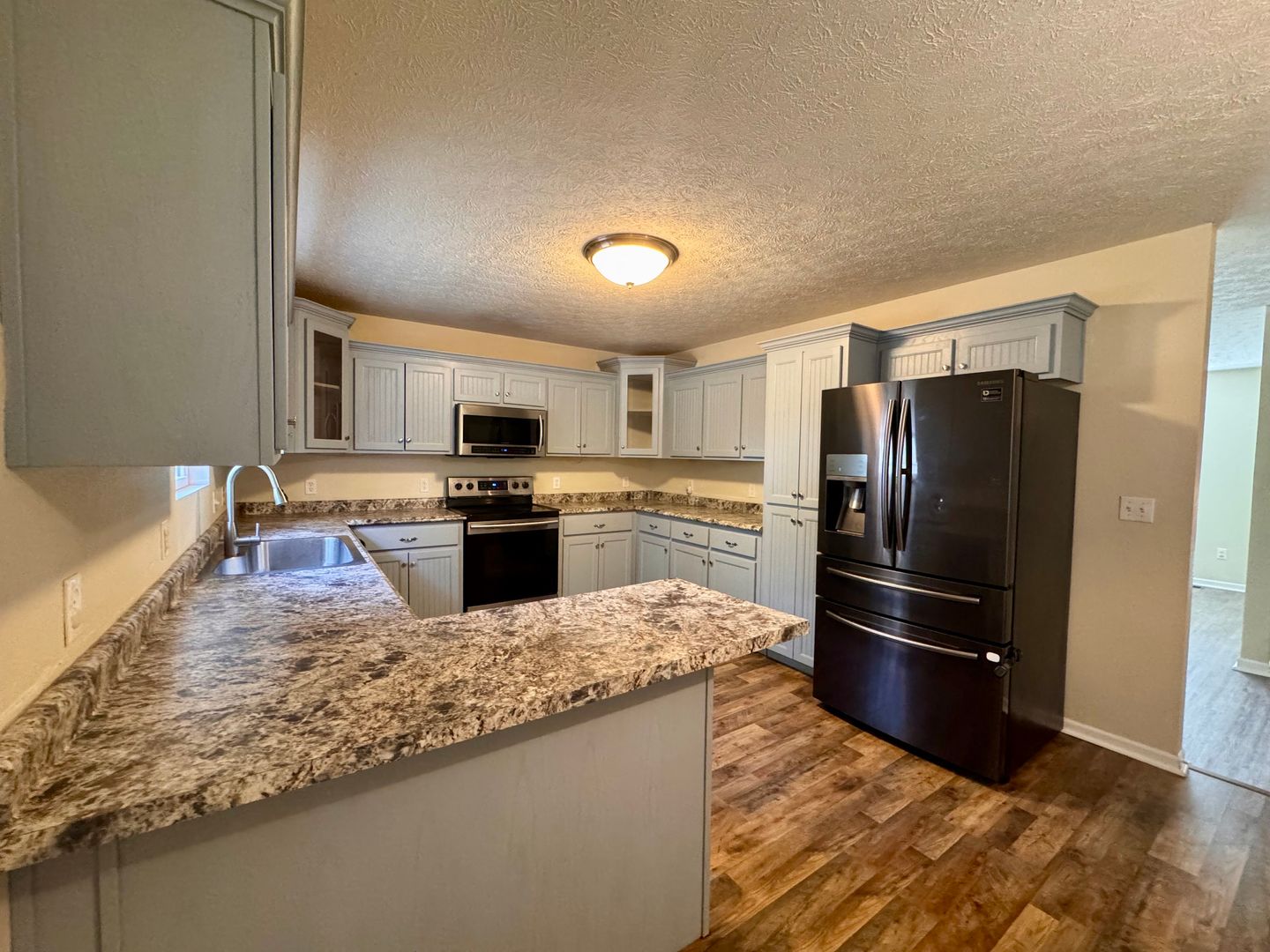 property for rent #4