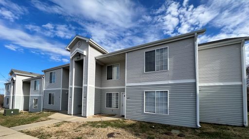 Lookout Court - 201 – photo 1