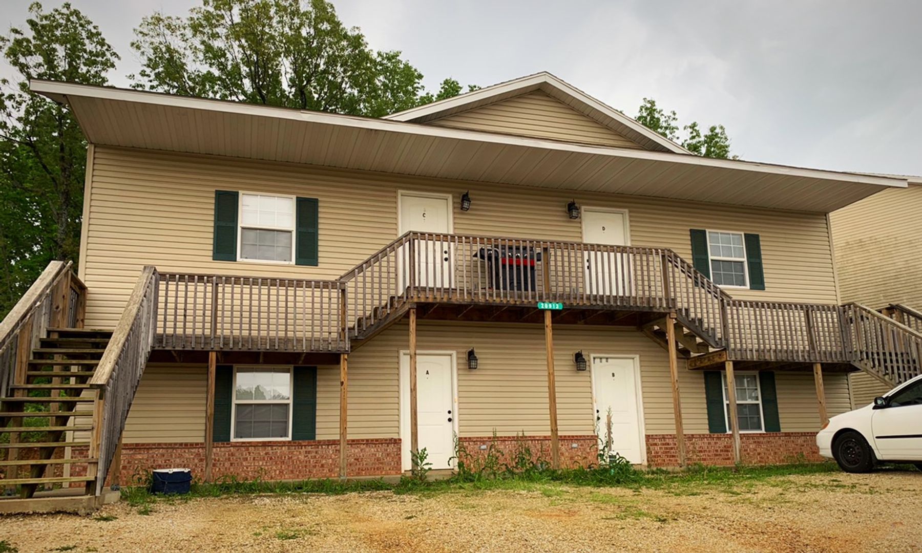 St. Robert Apartment: 20913 Humanity Lane