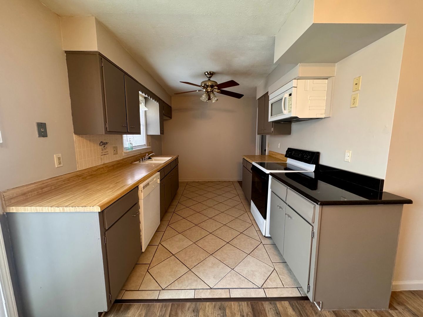 property for rent #3