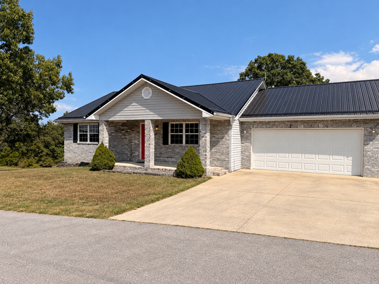 Waynesville House: 19112 Lonager Lane