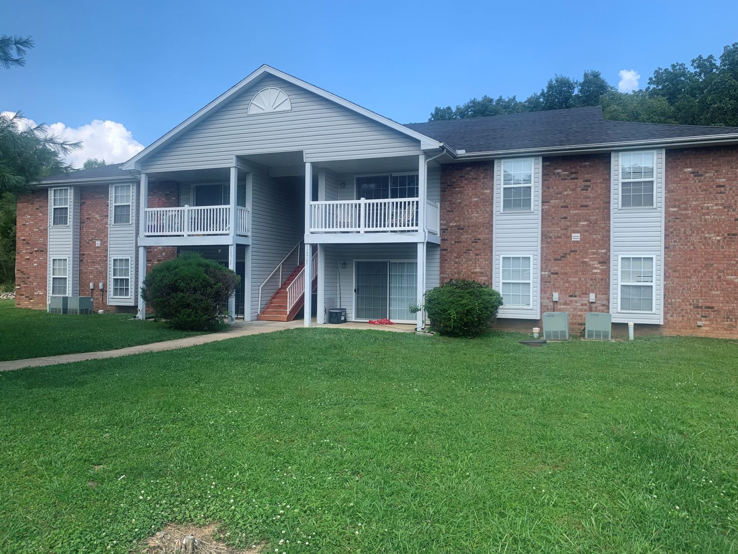 Waynesville Apartment: 134 - 148 Shannon Valley Way