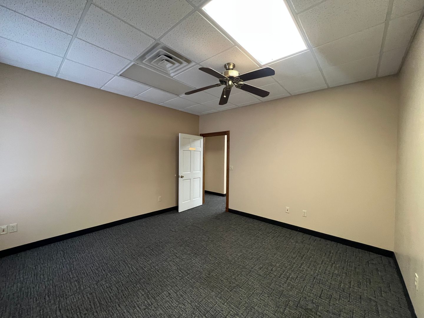 property for rent #4