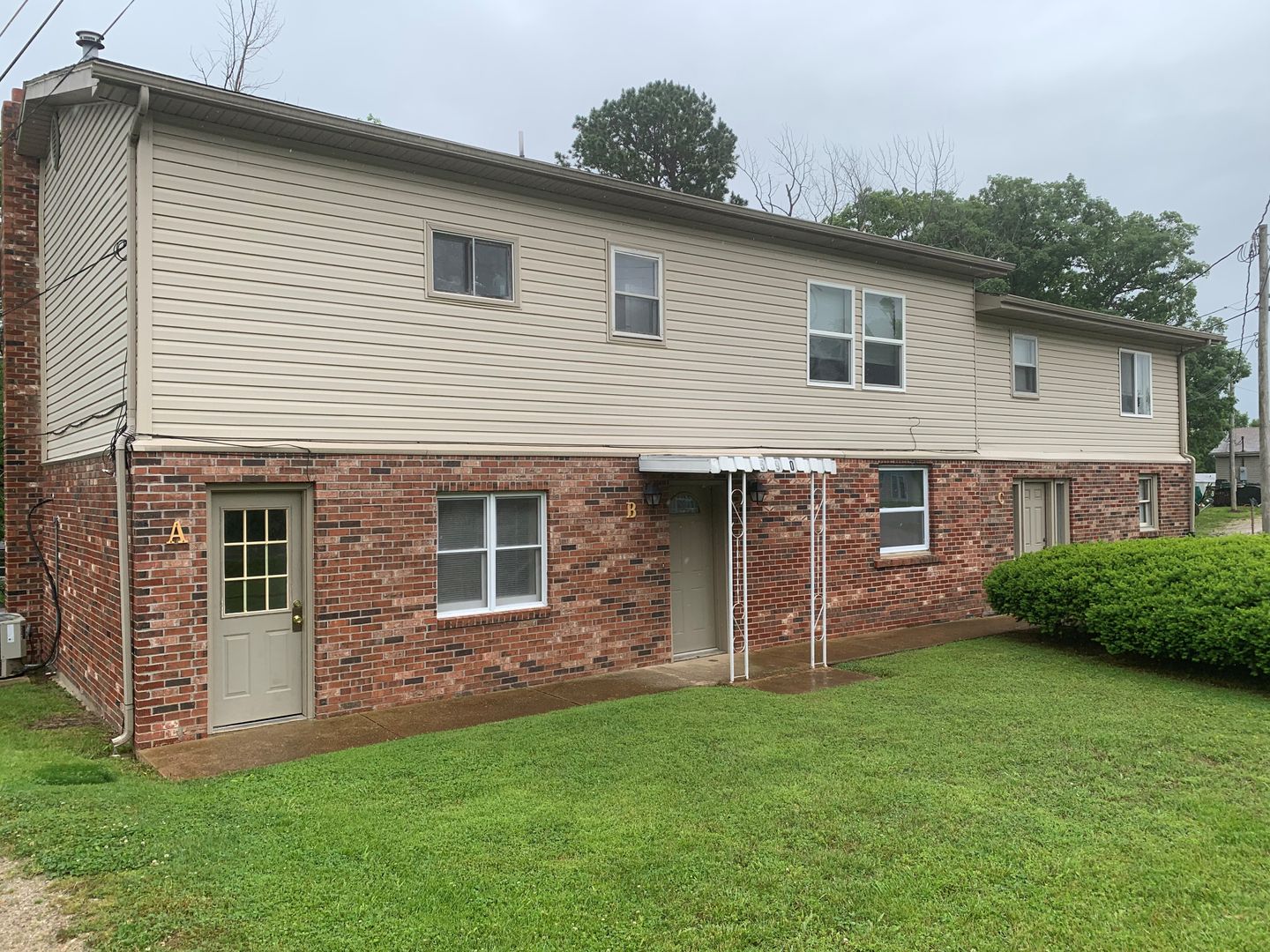 St. Robert Apartment: 590 Hwy Y