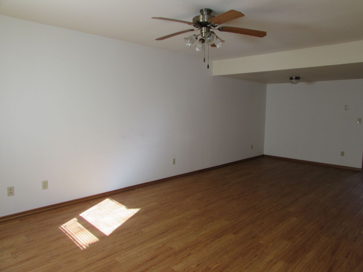 Waynesville Apartment: 20320 Skyview Dr
