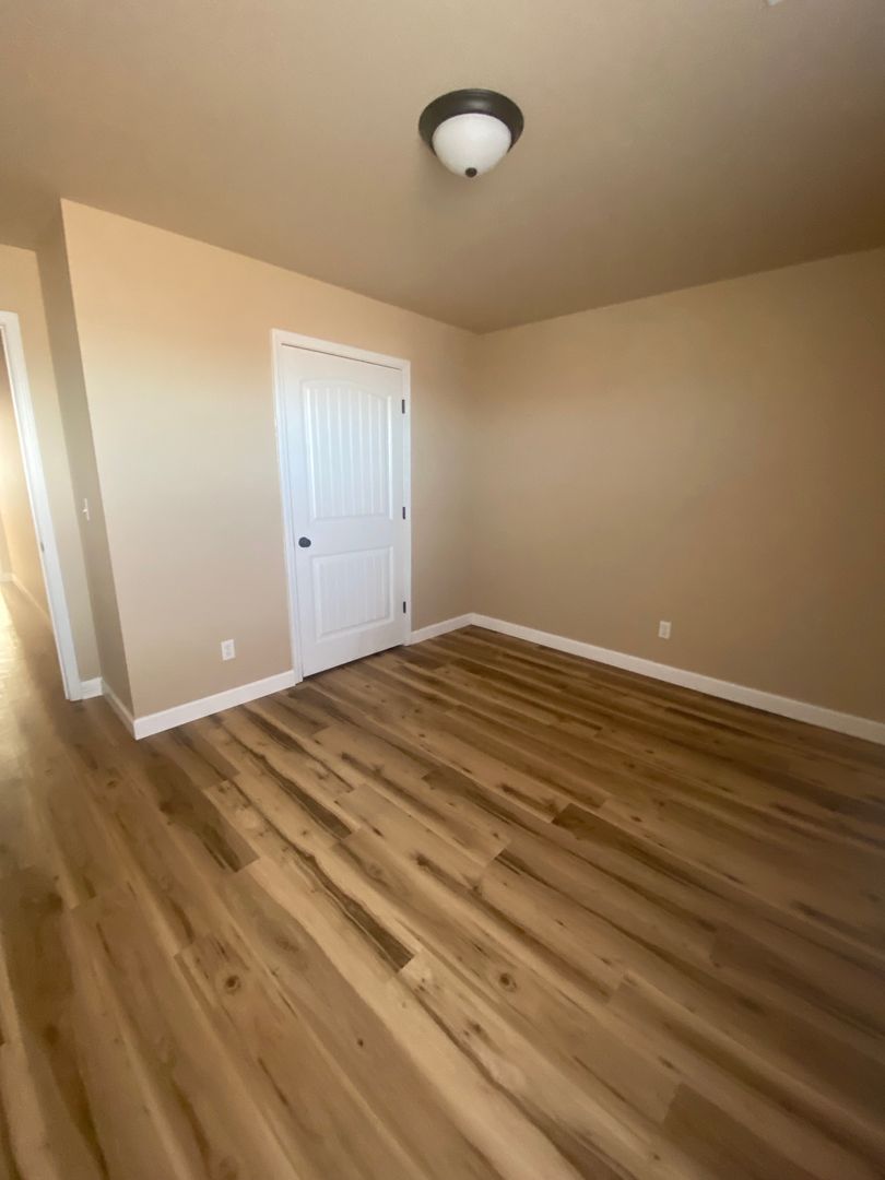 property for rent #5