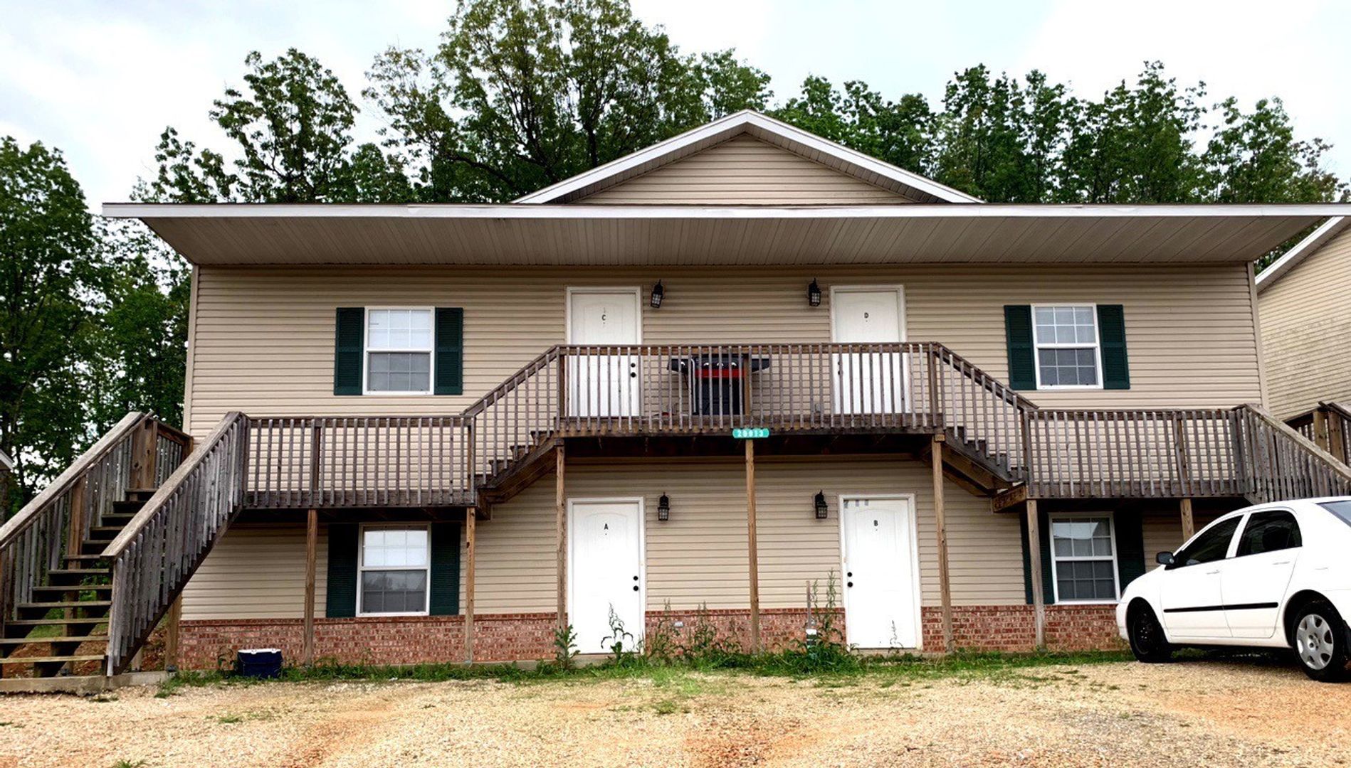 St. Robert Apartment: 20913 Humanity Lane