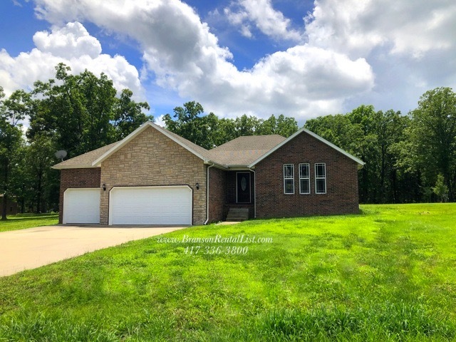 Branson House: 370 South Woods Way