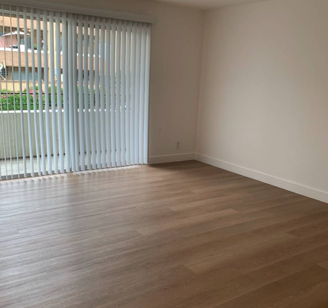 North Hollywood Condo: 5143 Bakman Ave