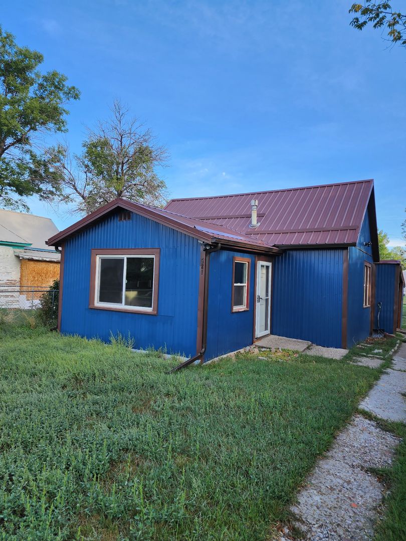 Great Falls House: 521 8th Ave S