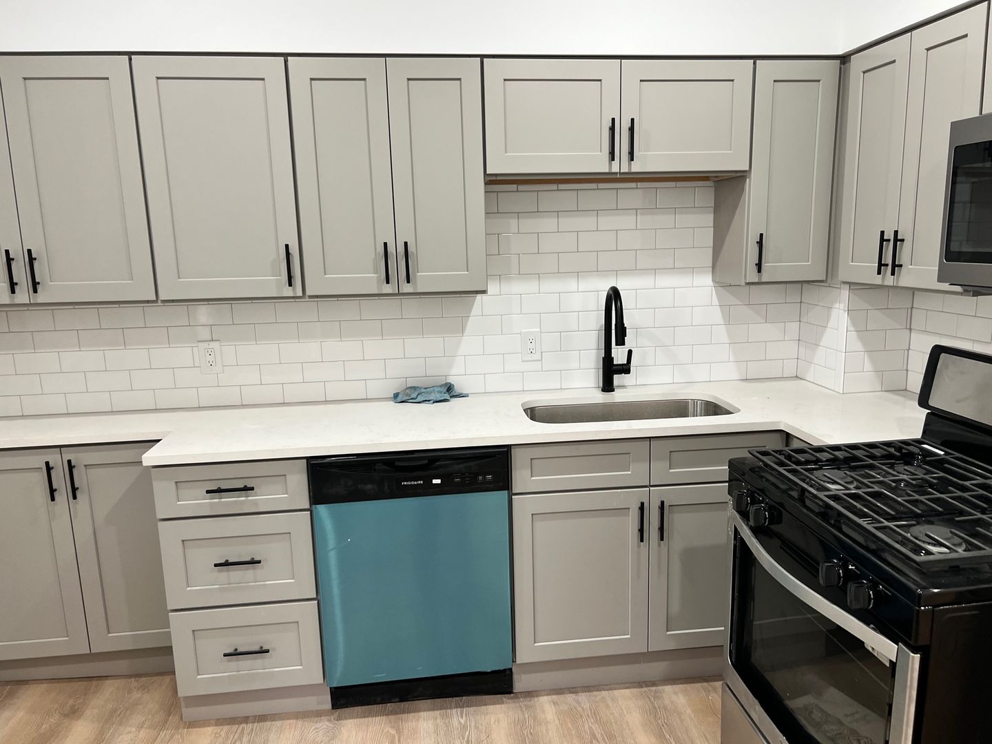 Chelsea Apartment: 72-74 Bloomingdale St