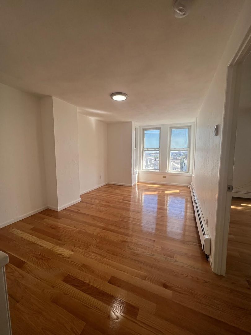 East Boston Apartment: 230 Lexington St