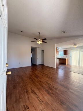 property 503 A Canterbury Ct