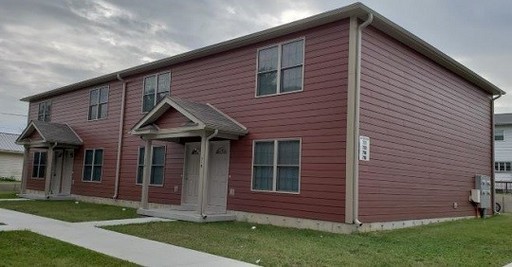 property 720 E 13th St