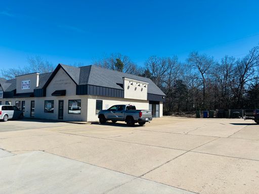 property 1043 Kingshighway