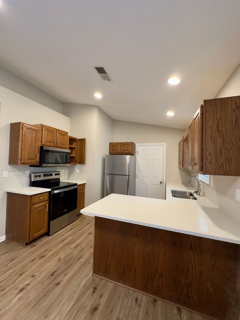 property for rent #4