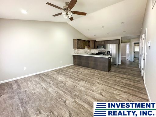 property 1901 Saint Matthews Ct