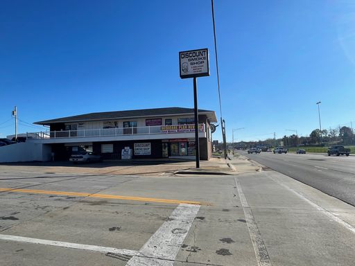 property 704 N Bishop Ave