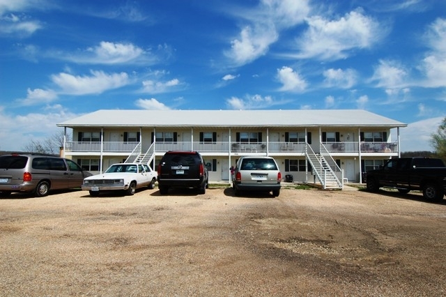 Rolla Apartment: 1950 Farrar Dr