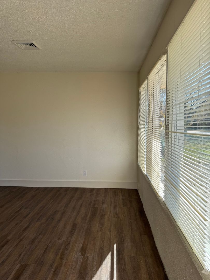 property for rent #2