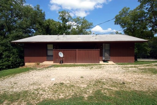 property 1902 White Columns Dr