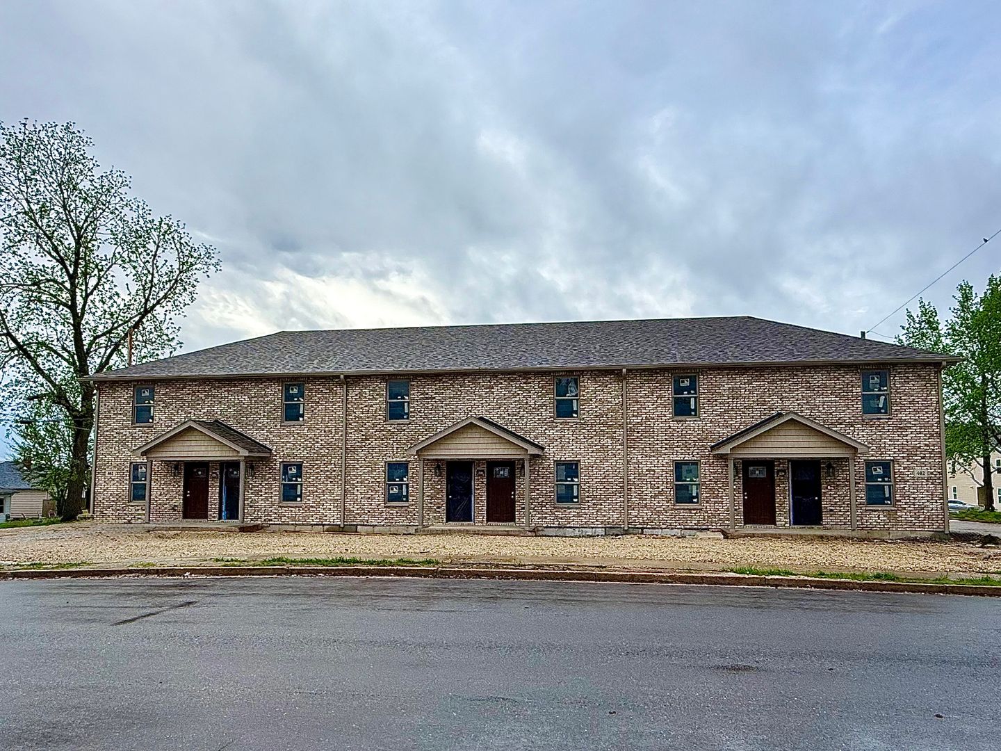 property 402 E 18th Street