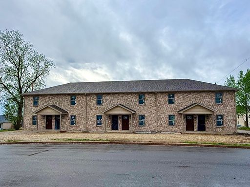 property 402 E 18th Street