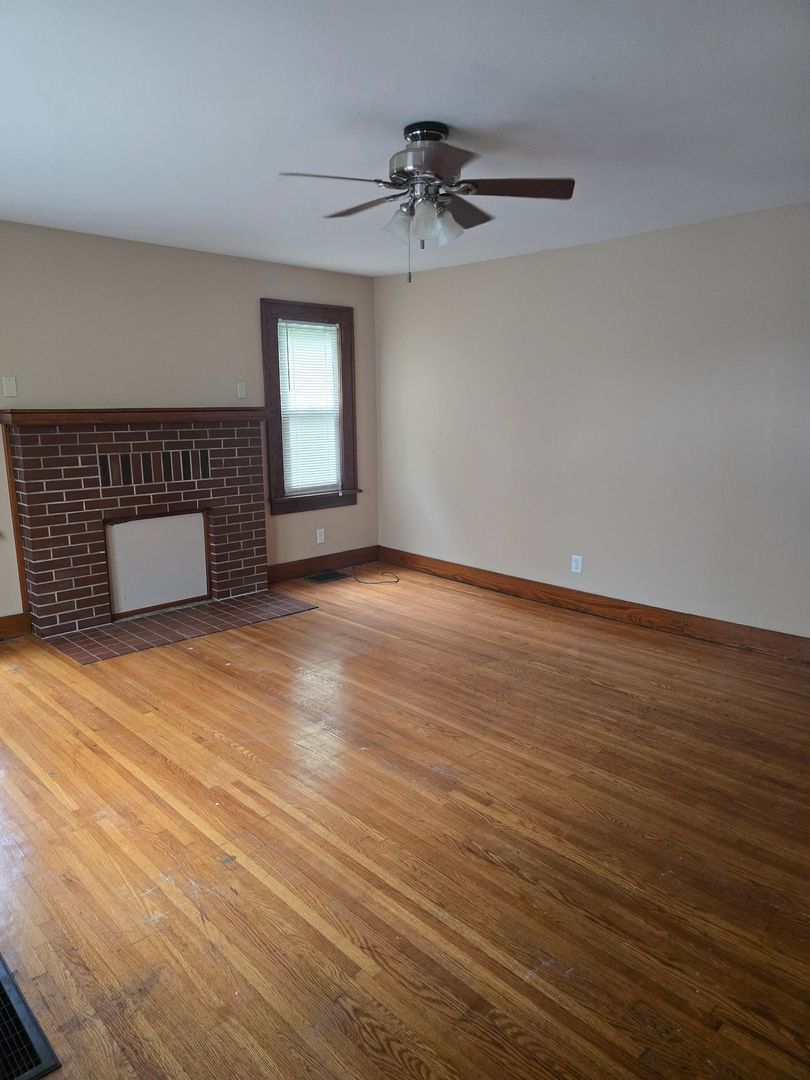 property for rent #7