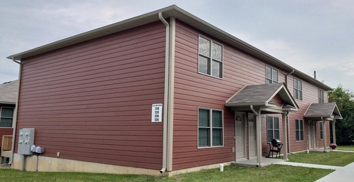 property 728 E 13th St