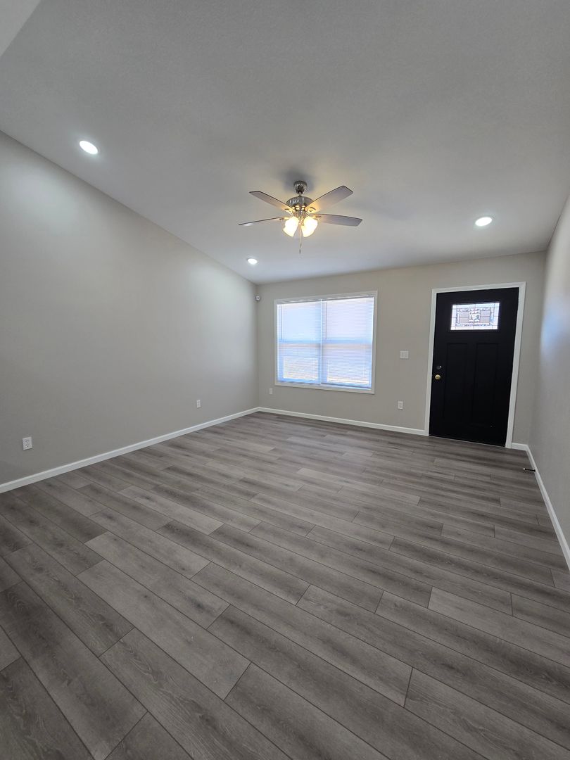 property for rent #2