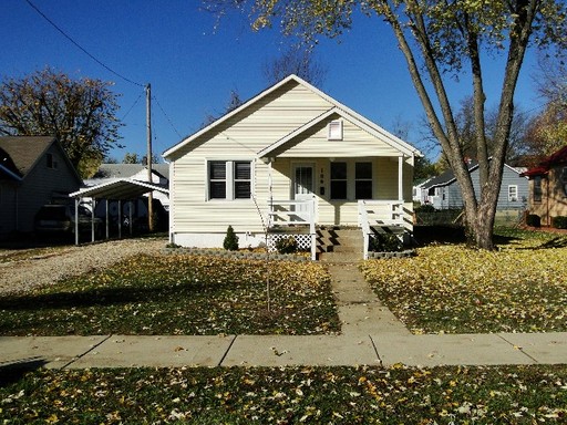 108 S Oak St – photo 1