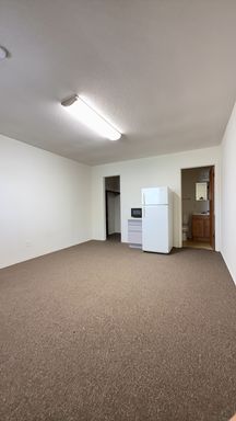 property 100 E 14th St