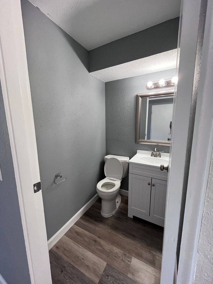 property for rent #5