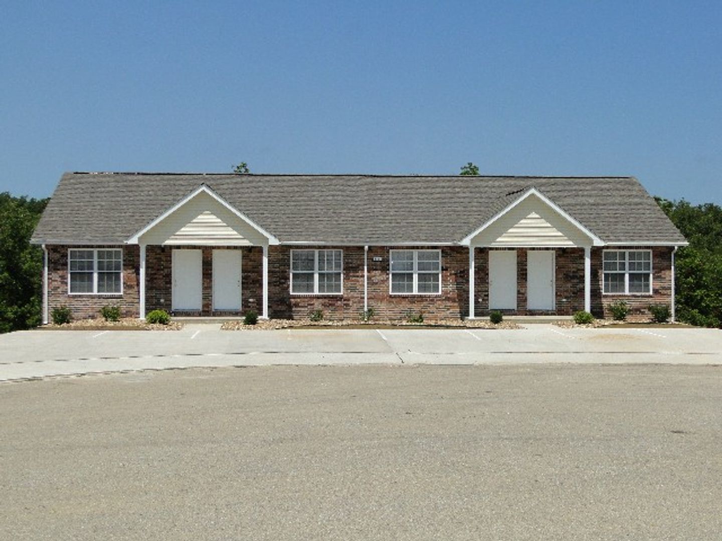 apartment for rent 0