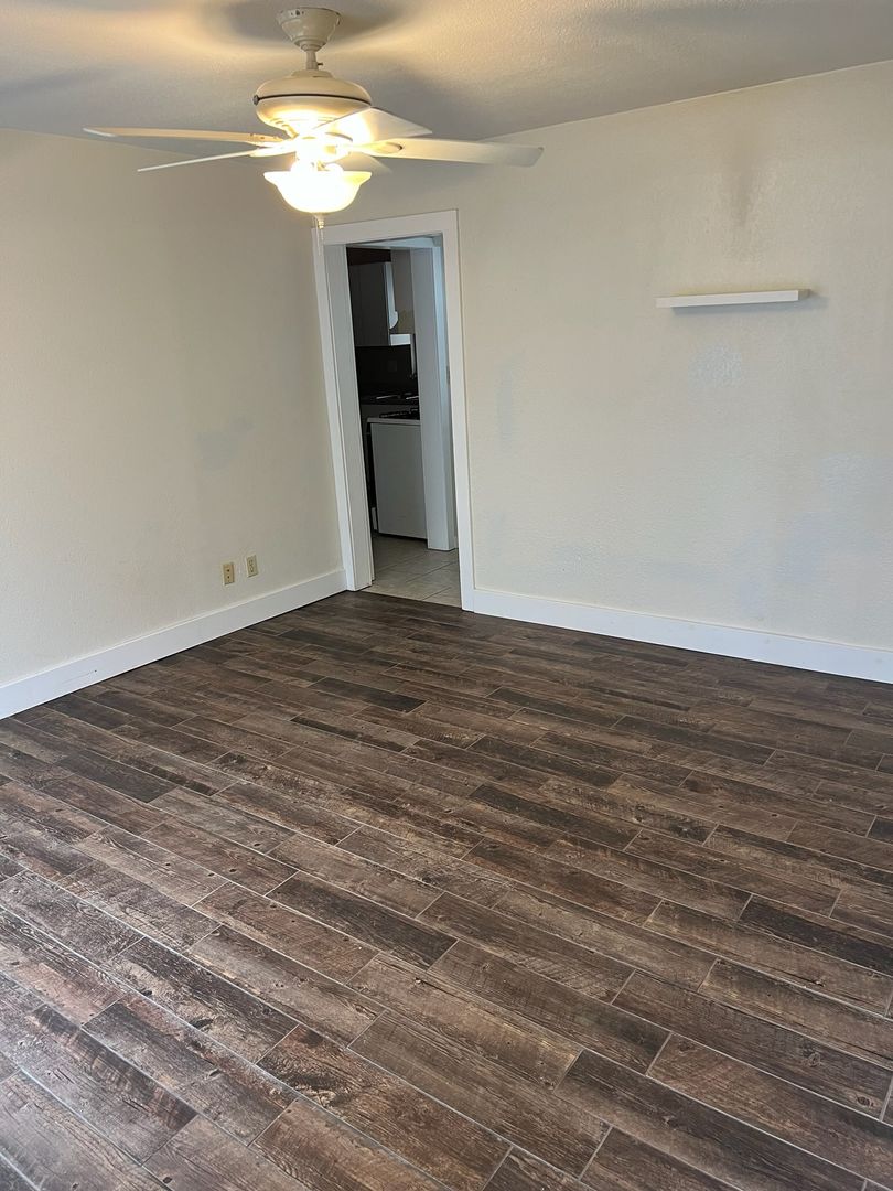 property for rent #1