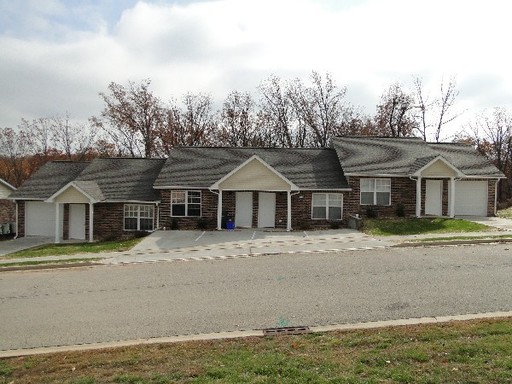 1969 Emily Dr - B – photo 1