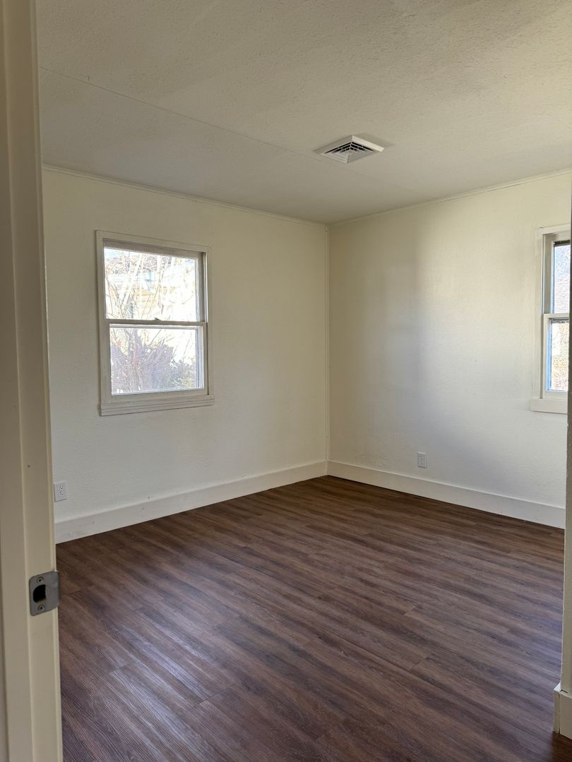 property for rent #6